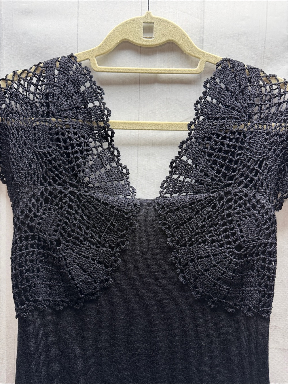 St. John Evening NWT Black Milano Knit Crochet Short Sleeve Open Back Dress 2 - Picture 5 of 13